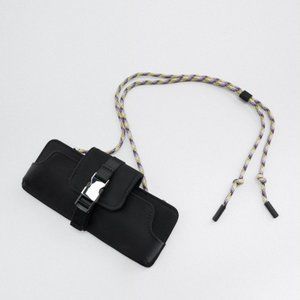 QUILTED GLASSES CASE BLACK